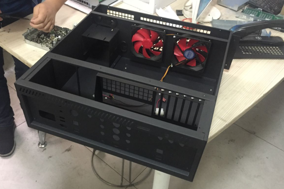 加工機箱機櫃外殼時要注意什麽呢?